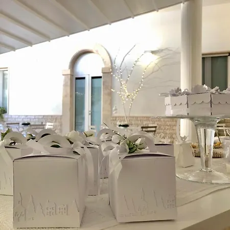 Femily Di Puglia In - Bari 4*