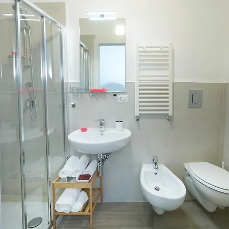 Femily Di Puglia In - Bari 4*
