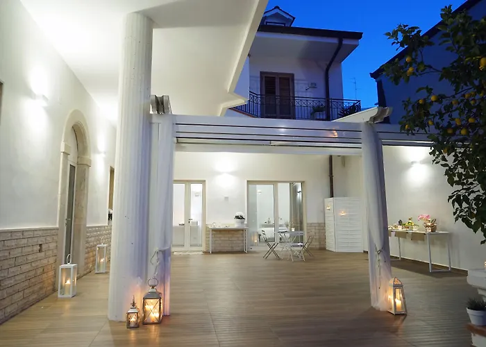 Femily Di Puglia In - Bari 4* Grumo Appula